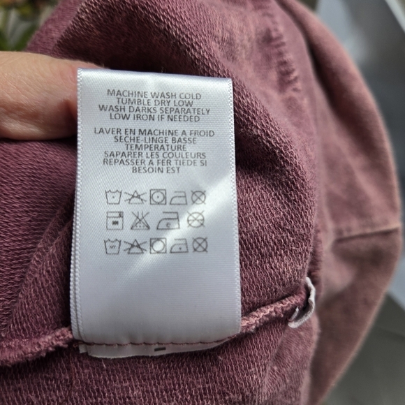 Anthropologie eri + ali weckerlie scalloped dusty mauve ruffle sweatshirt - Picture 3 of 8